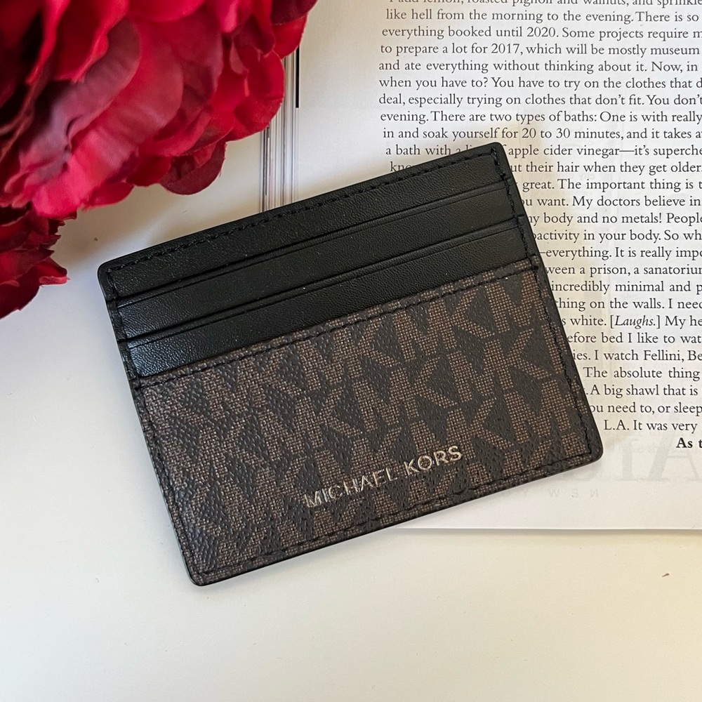 NEW Michael Kors Cooper Brown Card Holder